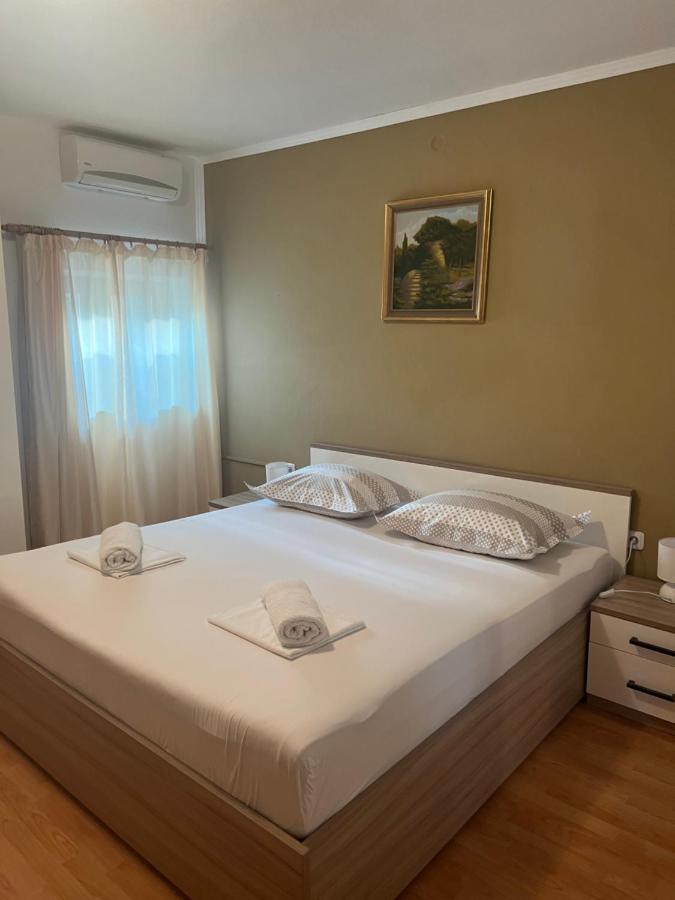 Apartments Bella Vista มาคาร์สกา ภายนอก รูปภาพ