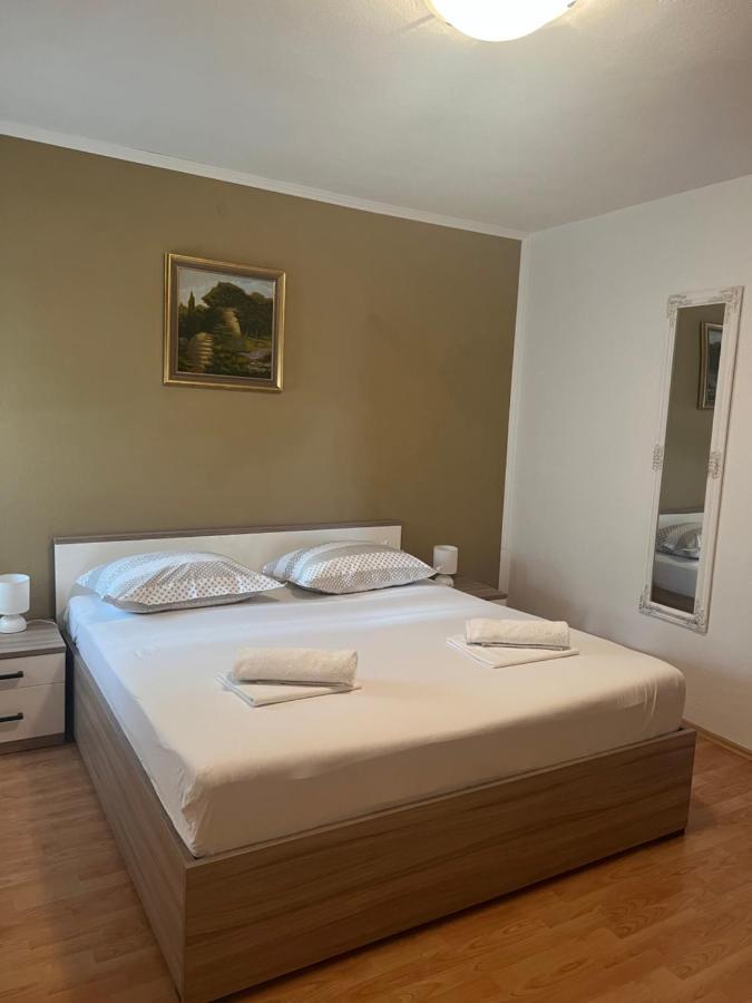 Apartments Bella Vista มาคาร์สกา ภายนอก รูปภาพ
